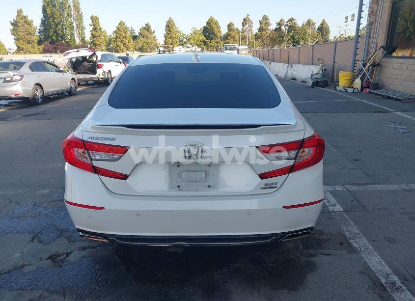 Photo 16 of 2018 Honda Accord TOURING 2.0T (VIN 1HGCV2F90JA024201)