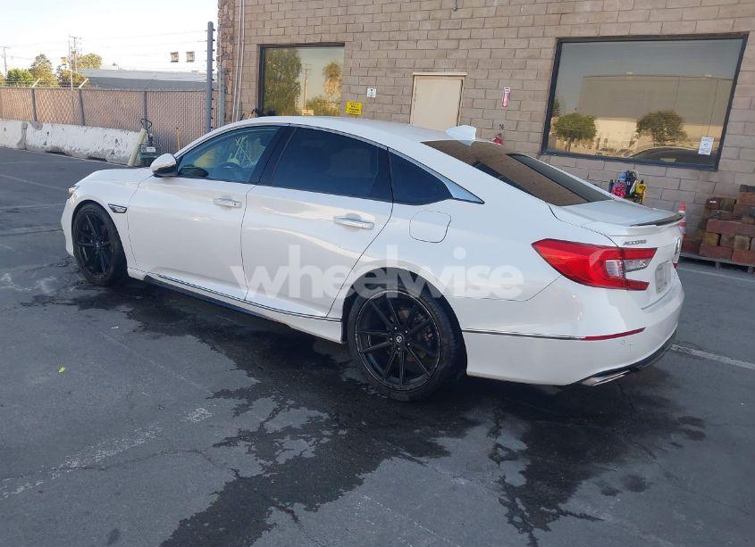 Photo 3 of 2018 Honda Accord TOURING 2.0T (VIN 1HGCV2F90JA024201)