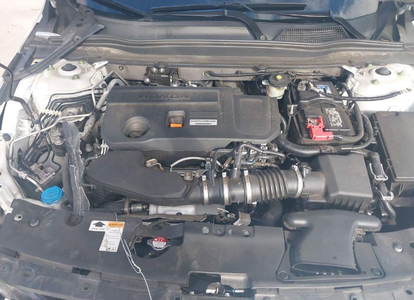 Photo 10 of 2018 Honda Accord TOURING 2.0T (VIN 1HGCV2F90JA041046)