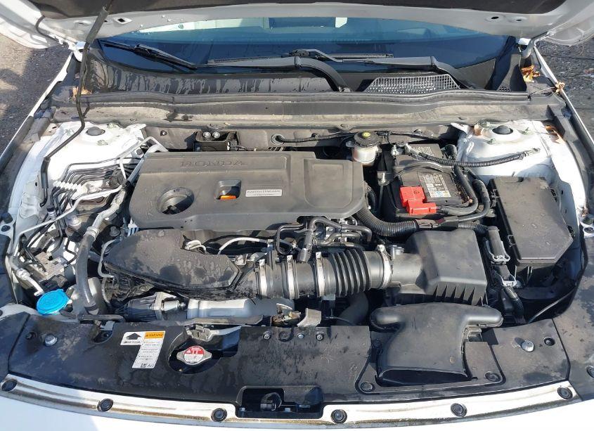 Photo 10 of 2018 Honda Accord TOURING 2.0T (VIN 1HGCV2F91JA026801)