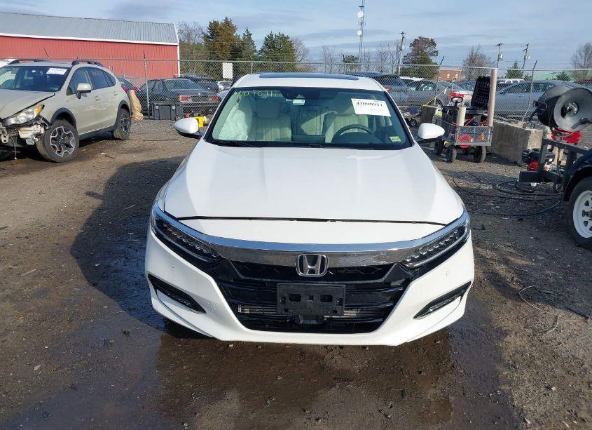 Photo 12 of 2018 Honda Accord TOURING 2.0T (VIN 1HGCV2F91JA026801)