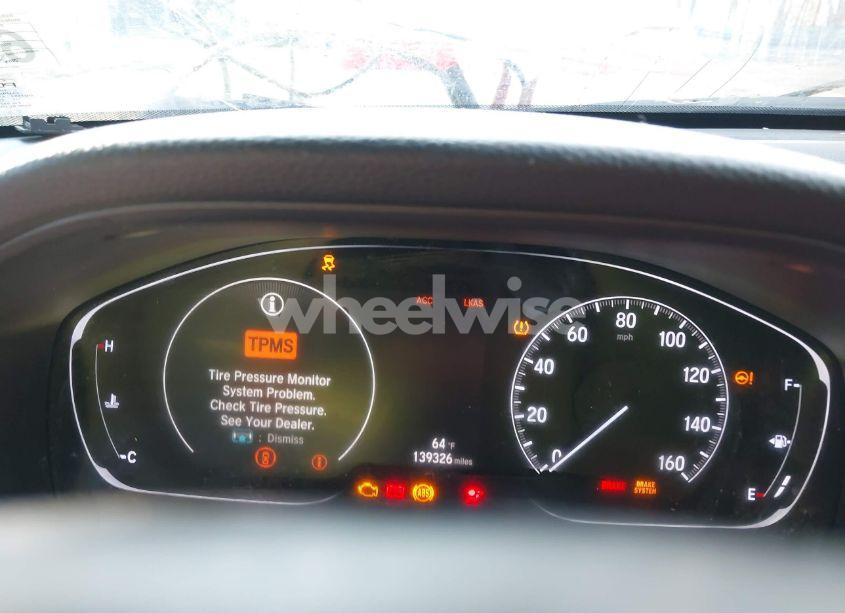 Photo 15 of 2018 Honda Accord TOURING 2.0T (VIN 1HGCV2F91JA028192)