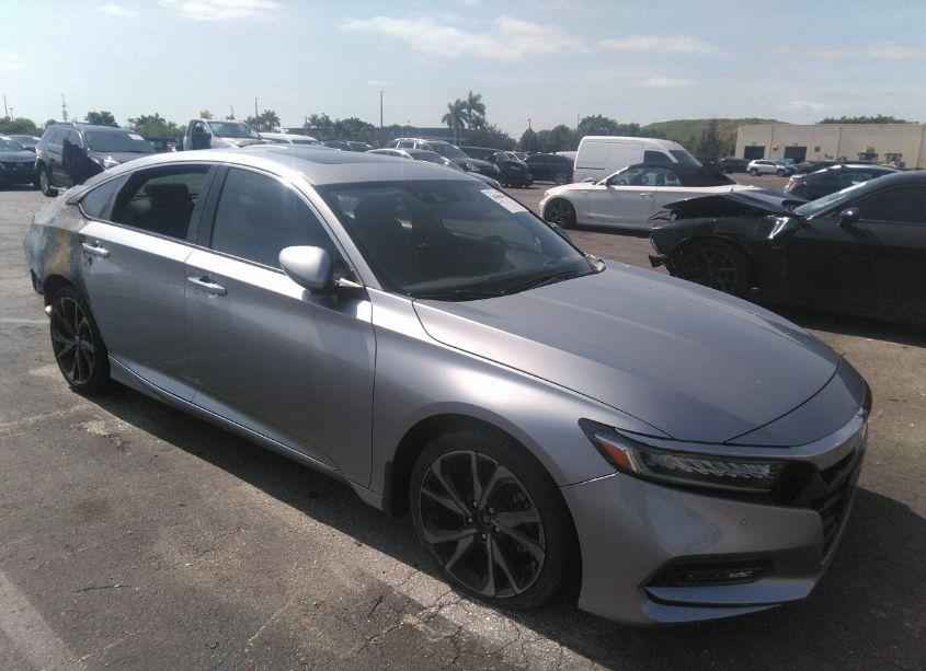 2020 Honda Accord TOURING (VIN 1HGCV2F91LA017650) main photo