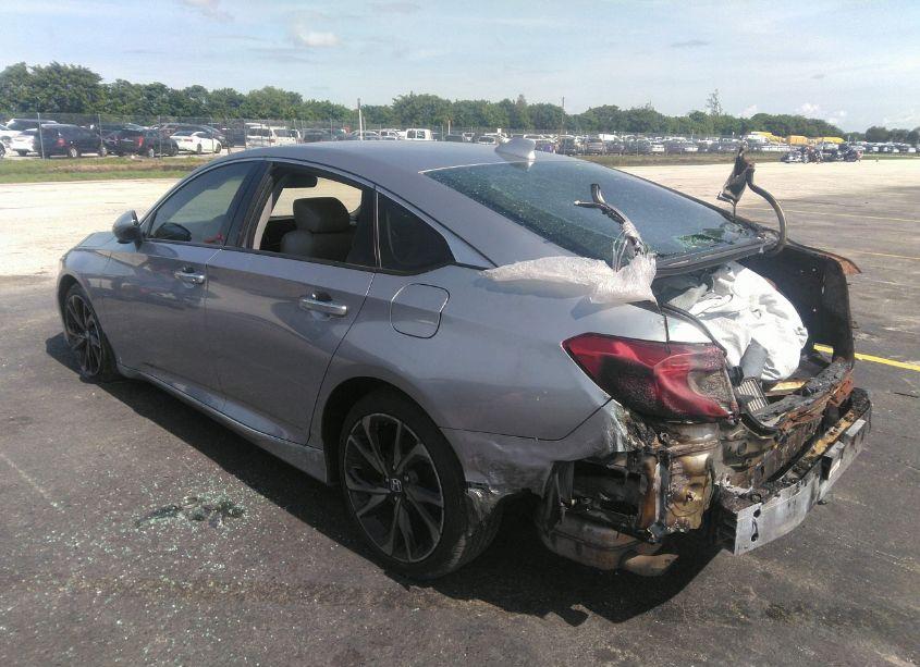 Photo 3 of 2020 Honda Accord TOURING (VIN 1HGCV2F91LA017650)