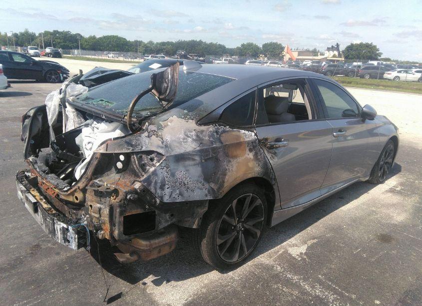 Photo 4 of 2020 Honda Accord TOURING (VIN 1HGCV2F91LA017650)