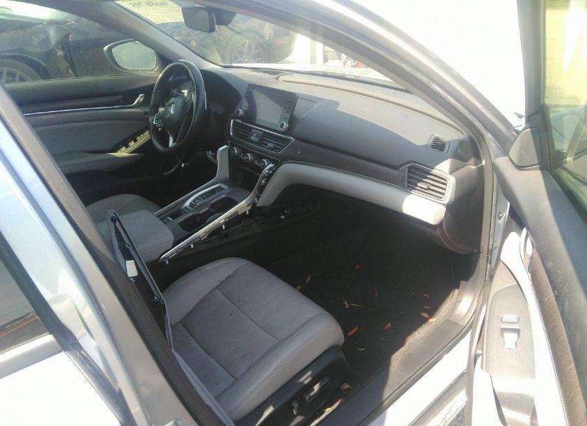 Photo 5 of 2020 Honda Accord TOURING (VIN 1HGCV2F91LA017650)