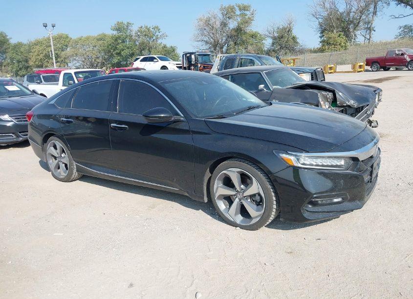 2020 Honda Accord TOURING (VIN 1HGCV2F91LA027823) main photo