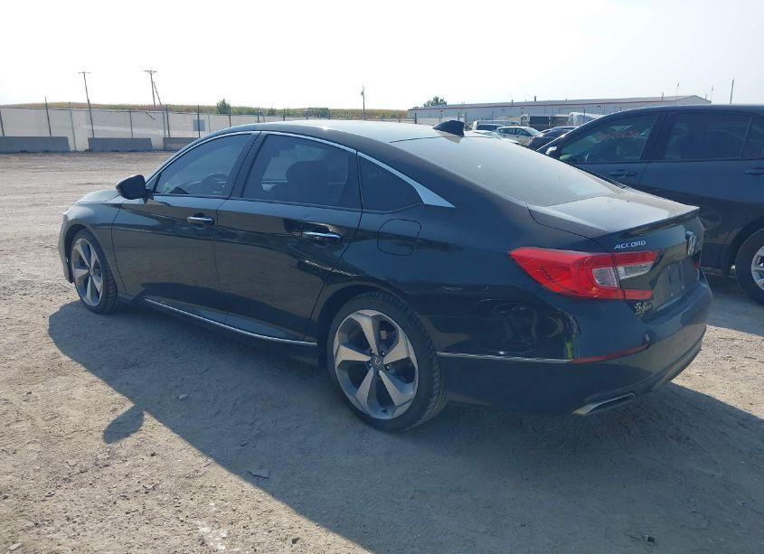 Photo 3 of 2020 Honda Accord TOURING (VIN 1HGCV2F91LA027823)