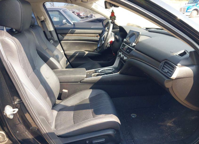 Photo 5 of 2020 Honda Accord TOURING (VIN 1HGCV2F91LA027823)