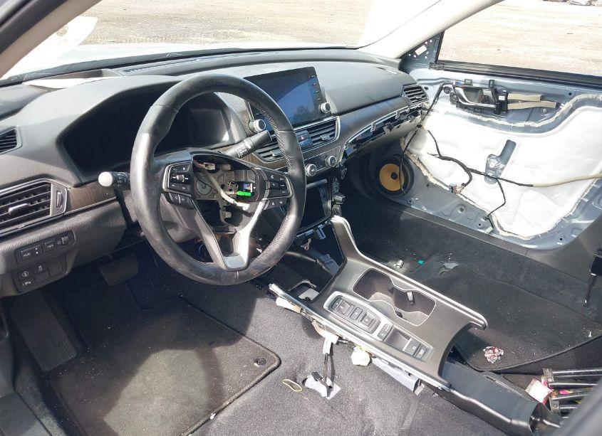 Photo 5 of 2021 Honda Accord TOURING (VIN 1HGCV2F91MA031050)