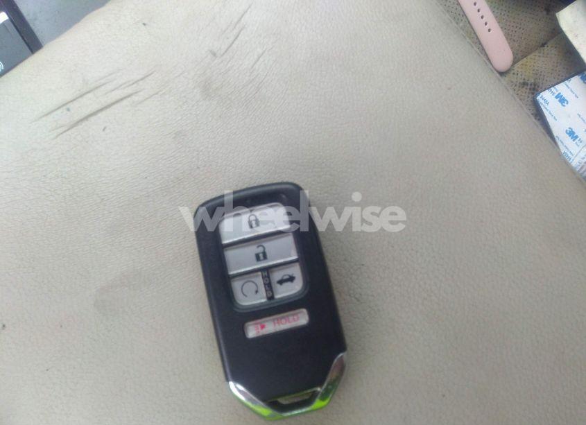 Photo 11 of 2018 Honda Accord TOURING 2.0T (VIN 1HGCV2F92JA003561)