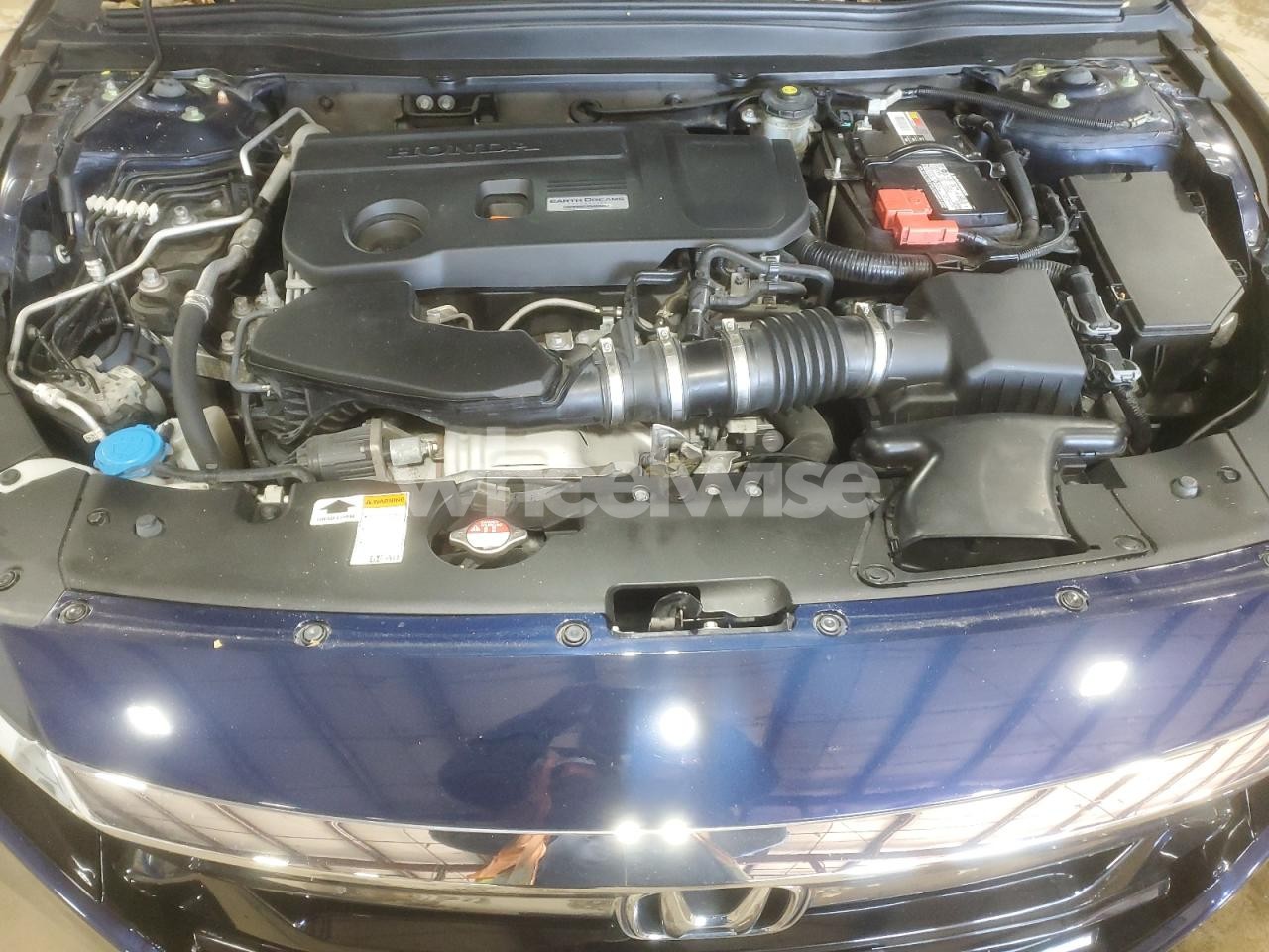 Photo 11 of 2019 HONDA ACCORD TOURING (VIN 1HGCV2F92KA028185)