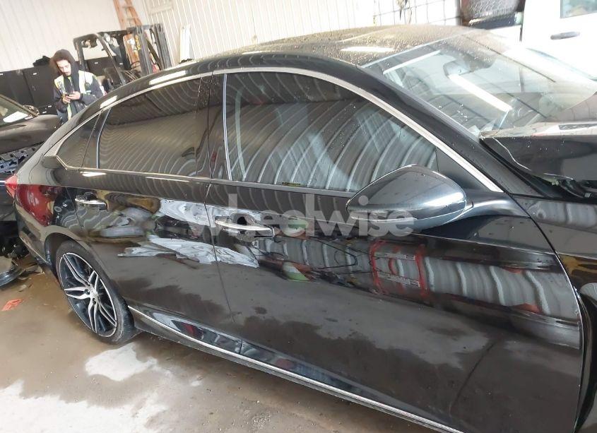 Photo 13 of 2021 Honda Accord TOURING (VIN 1HGCV2F92MA001457)