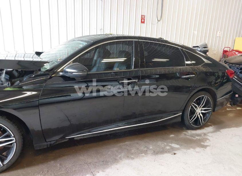 Photo 14 of 2021 Honda Accord TOURING (VIN 1HGCV2F92MA001457)