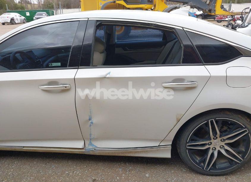 Photo 17 of 2021 Honda Accord TOURING (VIN 1HGCV2F92MA020218)