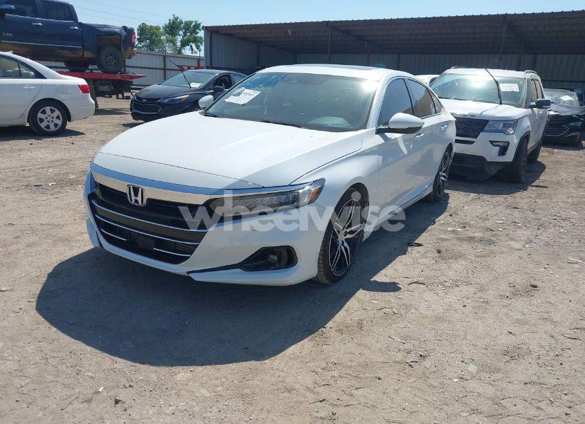Photo 2 of 2022 Honda Accord TOURING (VIN 1HGCV2F92NA003629)