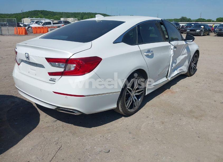 Photo 4 of 2022 Honda Accord TOURING (VIN 1HGCV2F92NA003629)