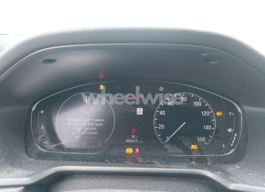 Photo 15 of 2018 Honda Accord TOURING 2.0T (VIN 1HGCV2F93JA043888)