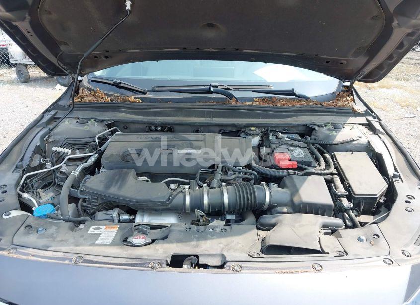 Photo 10 of 2019 Honda Accord TOURING 2.0T (VIN 1HGCV2F93KA022105)