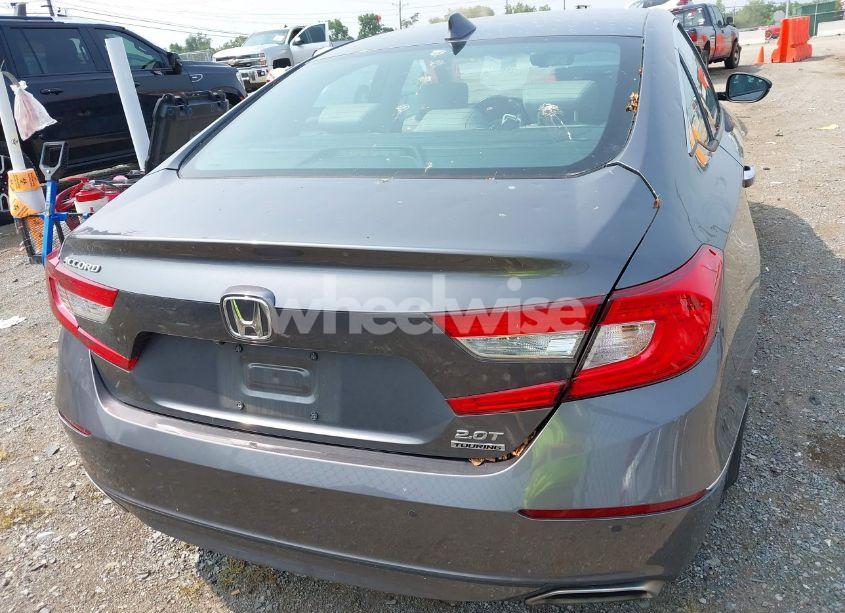 Photo 16 of 2019 Honda Accord TOURING 2.0T (VIN 1HGCV2F93KA022105)