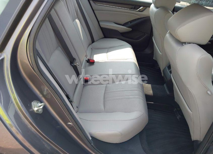 Photo 8 of 2019 Honda Accord TOURING 2.0T (VIN 1HGCV2F93KA022105)