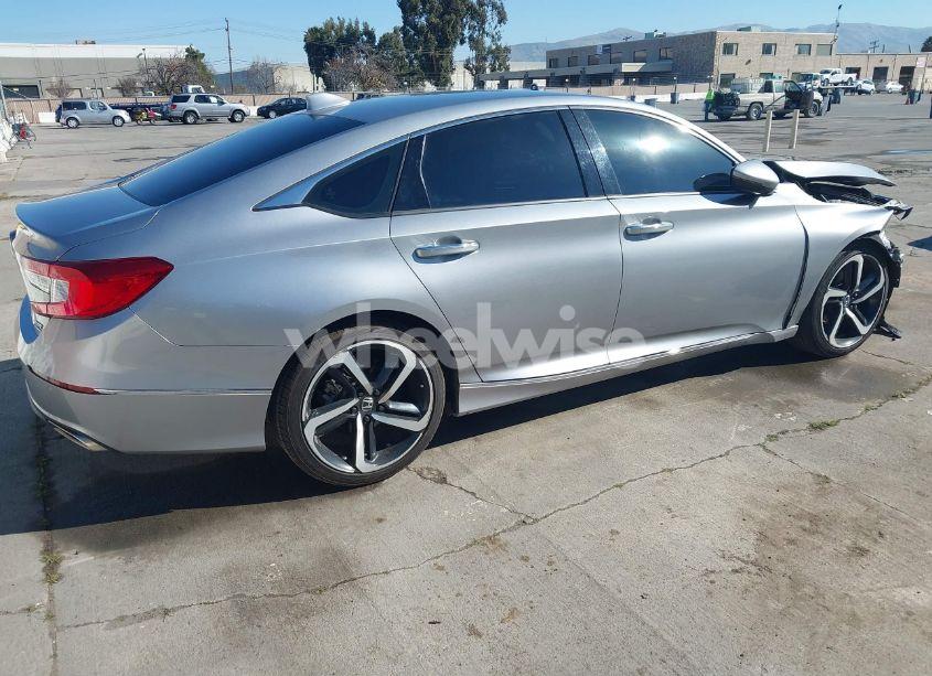 Photo 4 of 2020 Honda Accord TOURING (VIN 1HGCV2F93LA021036)