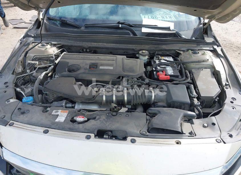 Photo 10 of 2018 Honda Accord TOURING 2.0T (VIN 1HGCV2F94JA035878)