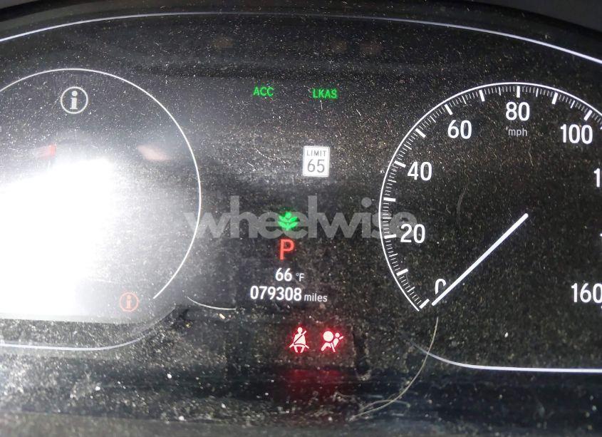 Photo 15 of 2018 Honda Accord TOURING 2.0T (VIN 1HGCV2F94JA035878)