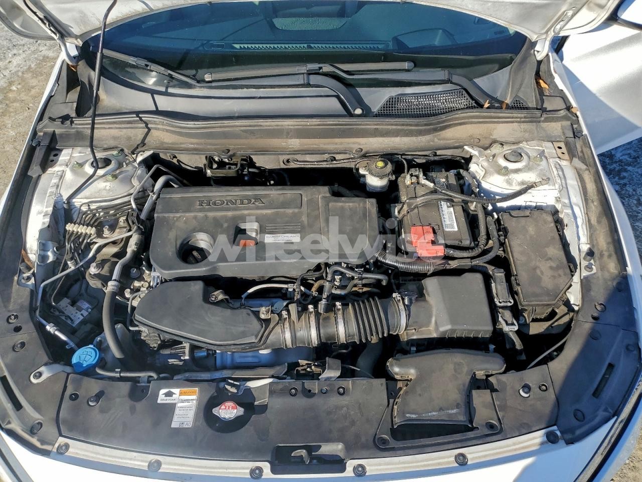 Photo 11 of 2018 HONDA ACCORD TOURING (VIN 1HGCV2F94JA045424)
