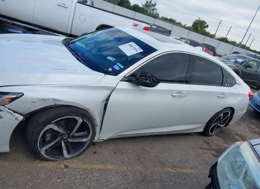 Photo 14 of 2018 Honda Accord TOURING 2.0T (VIN 1HGCV2F94JA048288)