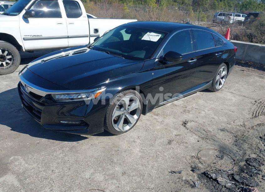 Photo 2 of 2019 Honda Accord TOURING 2.0T (VIN 1HGCV2F94KA003708)