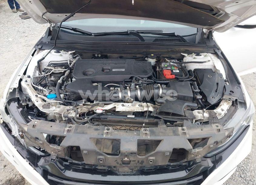 Photo 10 of 2018 Honda Accord TOURING 2.0T (VIN 1HGCV2F95JA027434)