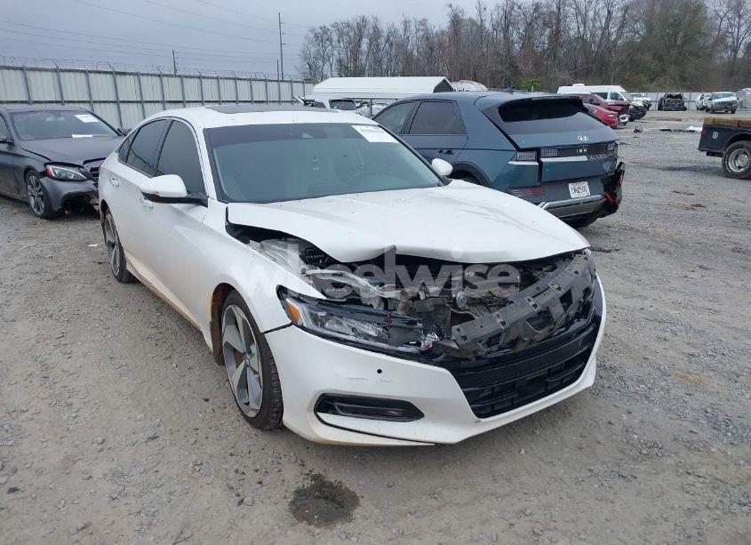 Photo 6 of 2018 Honda Accord TOURING 2.0T (VIN 1HGCV2F95JA027434)