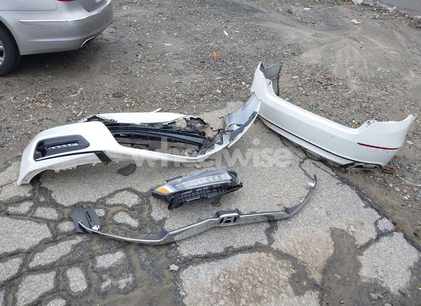 Photo 12 of 2018 Honda Accord TOURING 2.0T (VIN 1HGCV2F95JA040894)