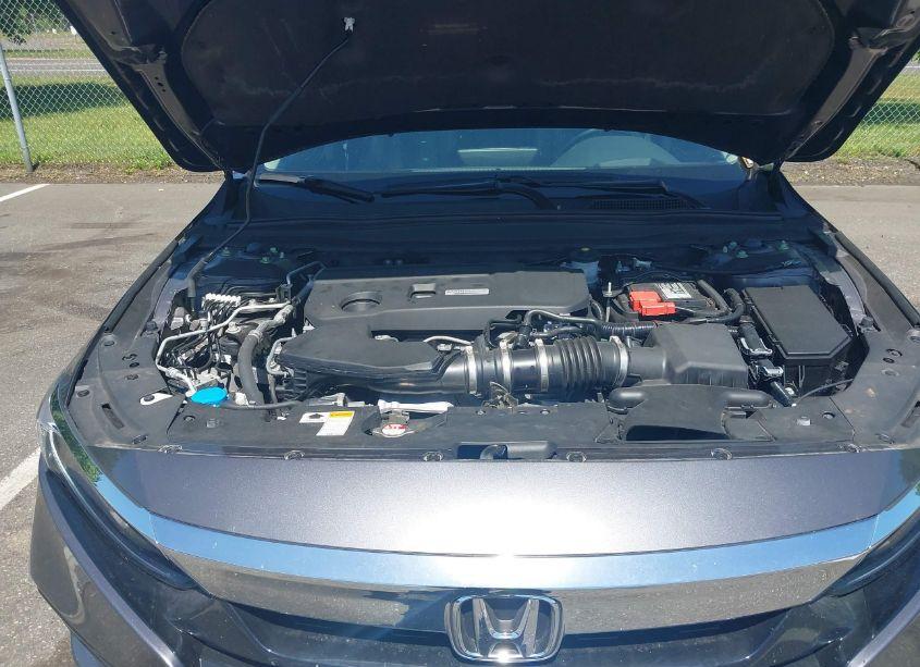 Photo 10 of 2020 Honda Accord TOURING (VIN 1HGCV2F95LA000897)