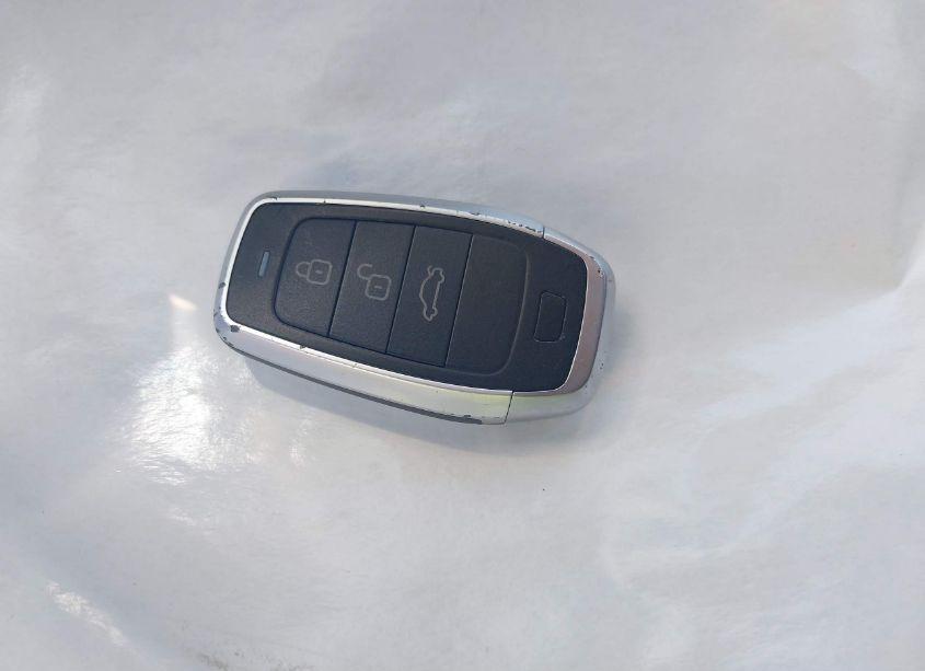 Photo 11 of 2020 Honda Accord TOURING (VIN 1HGCV2F95LA000897)