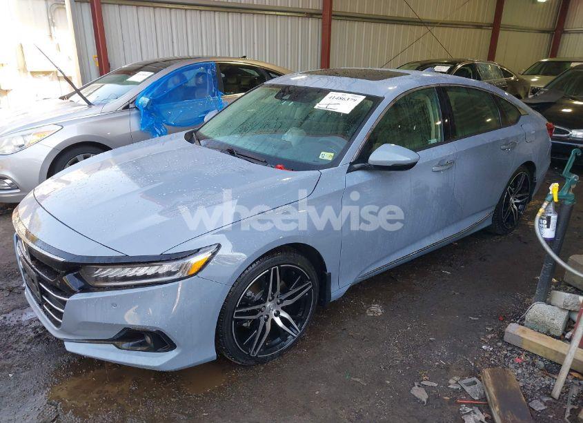 Photo 2 of 2021 Honda Accord TOURING (VIN 1HGCV2F95MA001548)