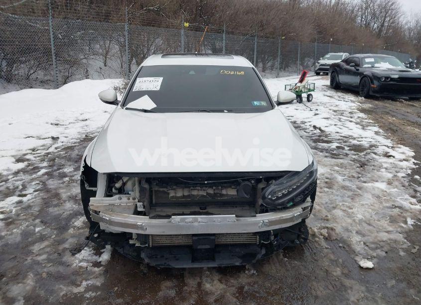 Photo 12 of 2018 Honda Accord TOURING 2.0T (VIN 1HGCV2F96JA002168)