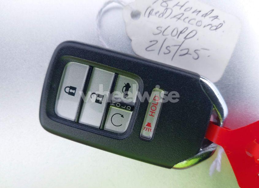 Photo 11 of 2018 Honda Accord TOURING 2.0T (VIN 1HGCV2F96JA035901)