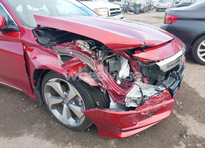 Photo 18 of 2018 Honda Accord TOURING 2.0T (VIN 1HGCV2F96JA035901)