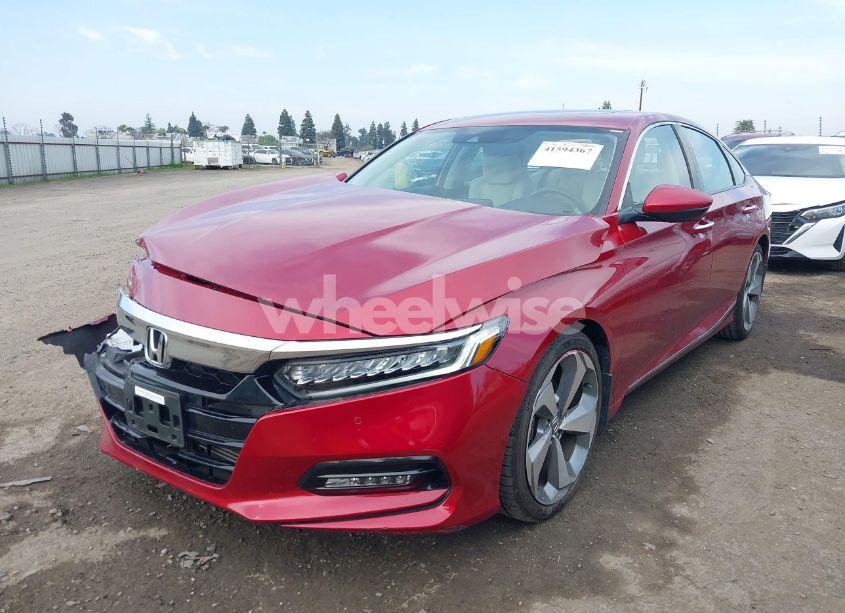 Photo 2 of 2018 Honda Accord TOURING 2.0T (VIN 1HGCV2F96JA035901)
