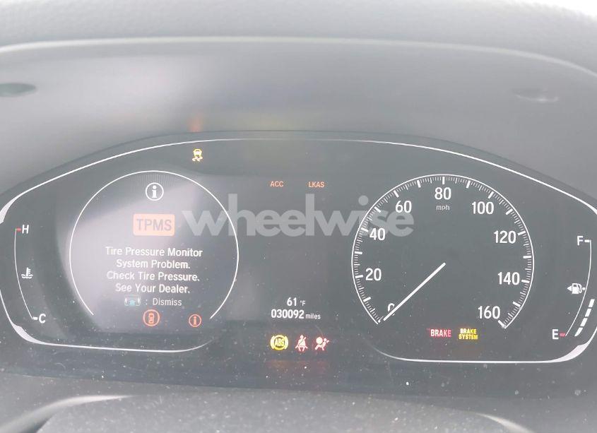 Photo 7 of 2018 Honda Accord TOURING 2.0T (VIN 1HGCV2F96JA035901)