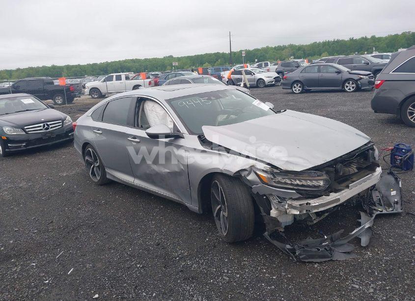 2019 Honda Accord TOURING 2.0T (VIN 1HGCV2F96KA009445) main photo