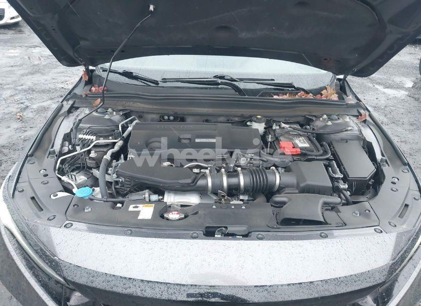 Photo 10 of 2019 Honda Accord TOURING 2.0T (VIN 1HGCV2F96KA021756)