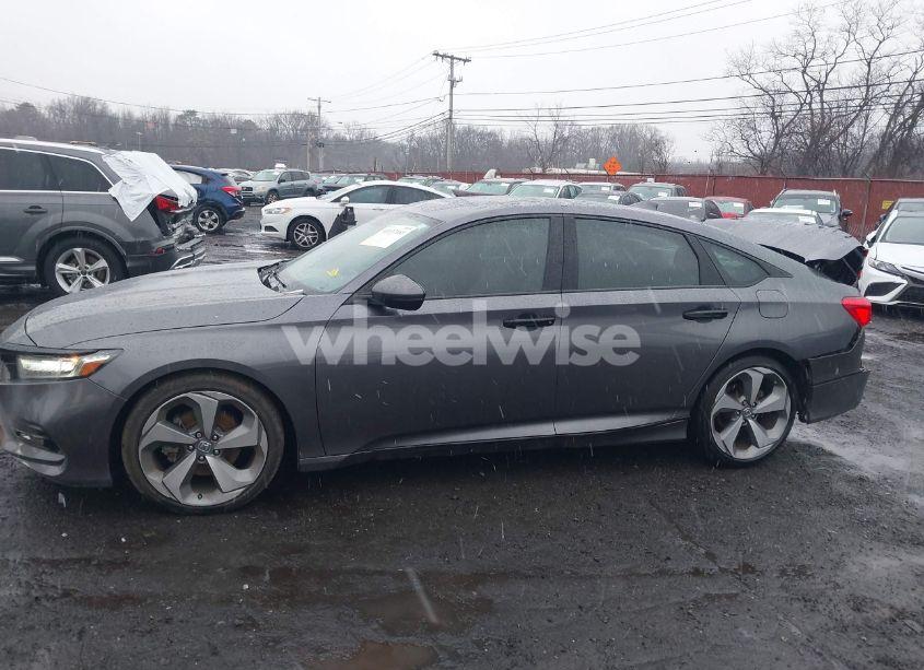 Photo 14 of 2019 Honda Accord TOURING 2.0T (VIN 1HGCV2F96KA021756)