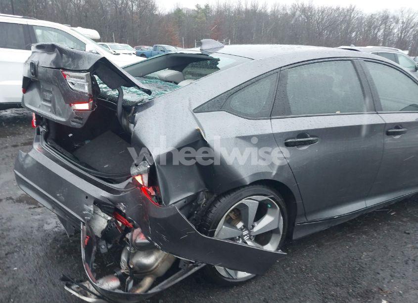 Photo 17 of 2019 Honda Accord TOURING 2.0T (VIN 1HGCV2F96KA021756)