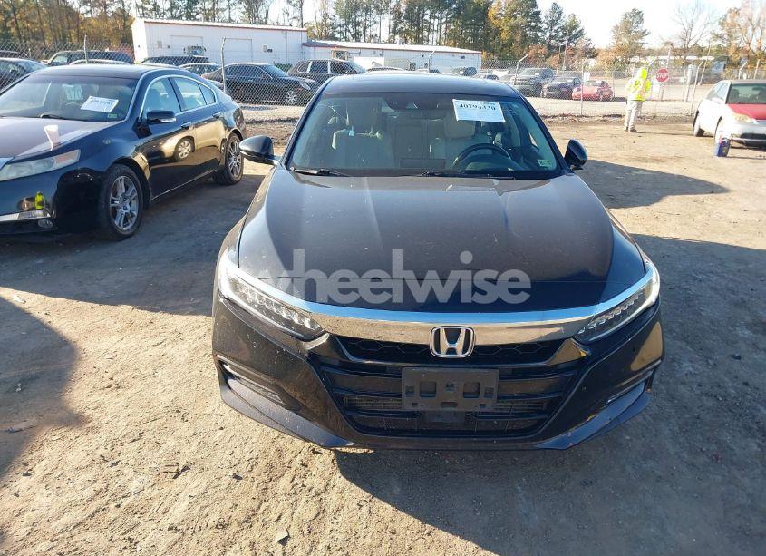 Photo 12 of 2018 Honda Accord TOURING 2.0T (VIN 1HGCV2F97JA016449)
