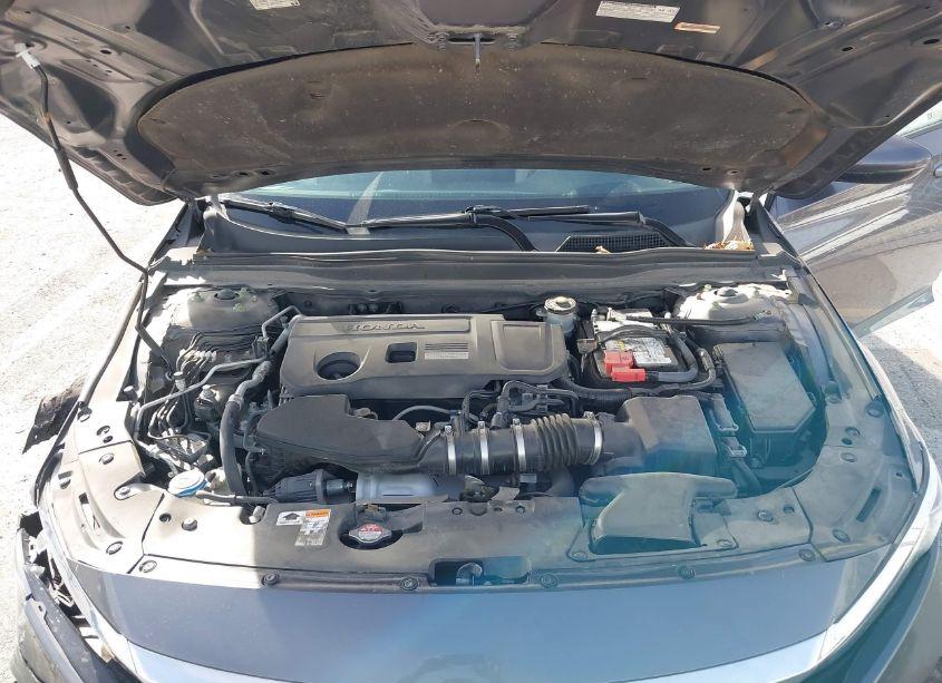 Photo 10 of 2018 Honda Accord TOURING 2.0T (VIN 1HGCV2F97JA051153)