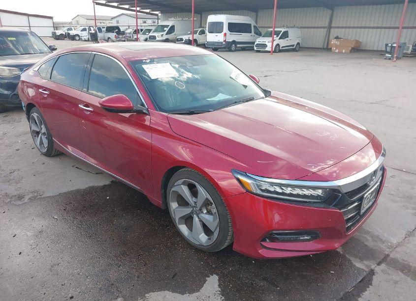 2018 Honda Accord TOURING 2.0T (VIN 1HGCV2F97JA053565) main photo