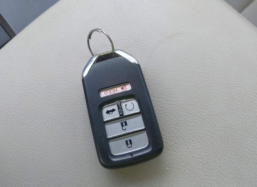 Photo 11 of 2018 Honda Accord TOURING 2.0T (VIN 1HGCV2F97JA053565)